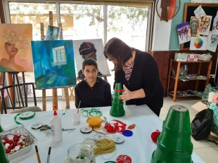Επίσκεψη στο εργαστήριο της εικαστικού Μαρίας Κυριακού